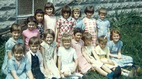 Baird’s School 1967-68 - Teacher: Peggy Turner

Grade 1 - 3 Girls

39 Grade 1 - 8 Students